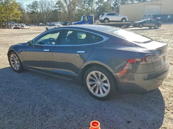 5YJSA1E24HF196723 2017 TESLA MODEL S - Image 2