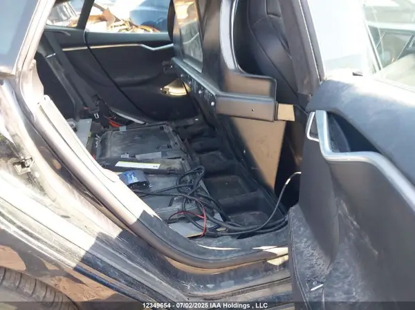 5YJSA1E24HF202844 2017 TESLA MODEL S - Image 8