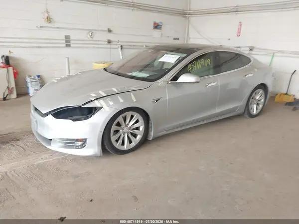 5YJSA1E24HF211012 2017 TESLA MODEL S - Image 2