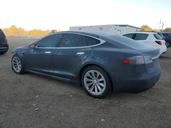 5YJSA1E24HF214458 2017 TESLA MODEL S - Image 2