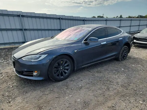 5YJSA1E24HF227677 2017 TESLA MODEL S - Image 1