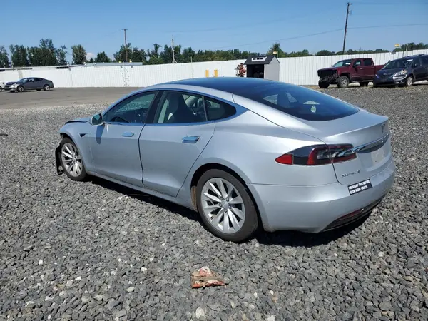 5YJSA1E24HF228585 2017 TESLA MODEL S - Image 2