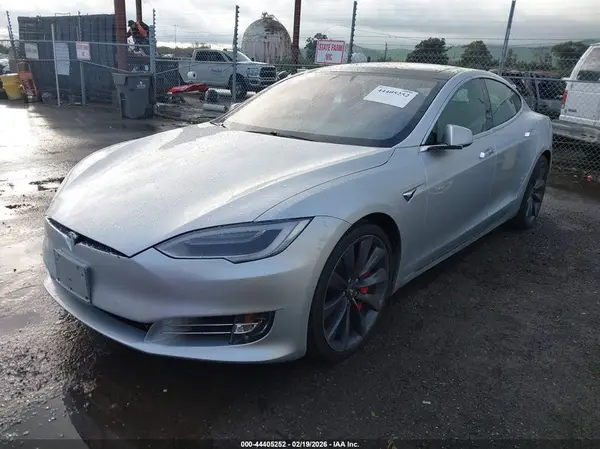 5YJSA1E24HF233706 2017 TESLA MODEL S - Image 2