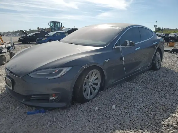 5YJSA1E24JF244484 2018 TESLA MODEL S - Image 1