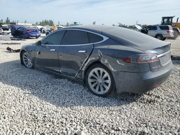 5YJSA1E24JF244484 2018 TESLA MODEL S - Image 2
