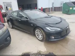 5YJSA1E24JF245117 2018 TESLA MODEL S