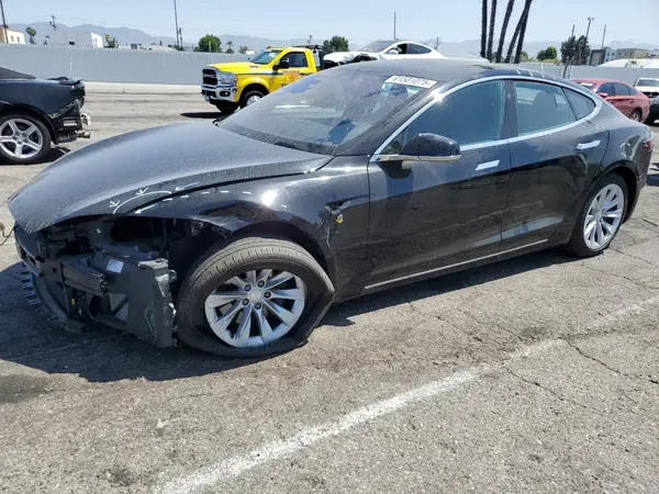 5YJSA1E24JF248762 2018 TESLA MODEL S - Image 1
