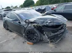 5YJSA1E24JF248888 2018 TESLA MODEL S