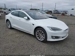 5YJSA1E24JF249040 2018 TESLA MODEL S