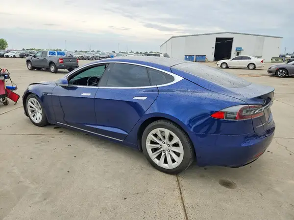 5YJSA1E24JF249667 2018 TESLA MODEL S - Image 2