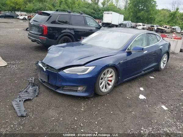 5YJSA1E24JF272687 2018 TESLA MODEL S - Image 2