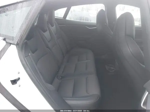 5YJSA1E24JF275038 2018 TESLA MODEL S - Image 8