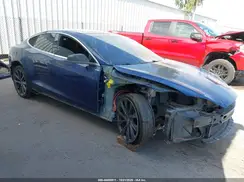 5YJSA1E24JF275198 2018 TESLA MODEL S