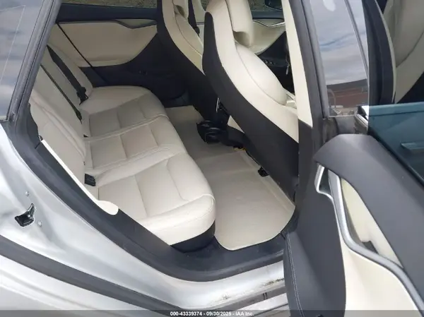 5YJSA1E24JF277128 2018 TESLA MODEL S - Image 8