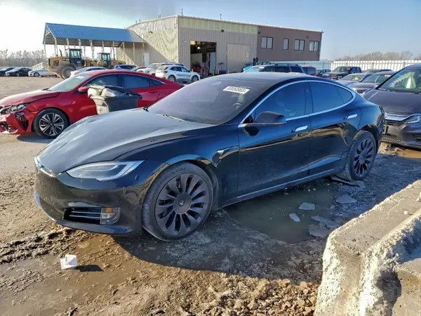 5YJSA1E24JF278490 2018 TESLA MODEL S - Image 1
