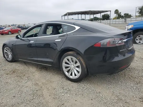 5YJSA1E24JF280966 2018 TESLA MODEL S - Image 2