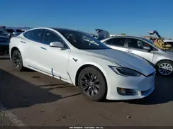 5YJSA1E24JF282135 2018 TESLA MODEL S