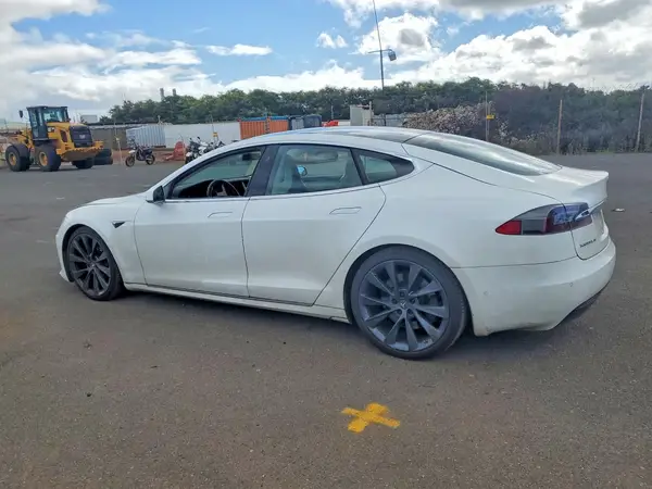 5YJSA1E24JF287867 2018 TESLA MODEL S - Image 2