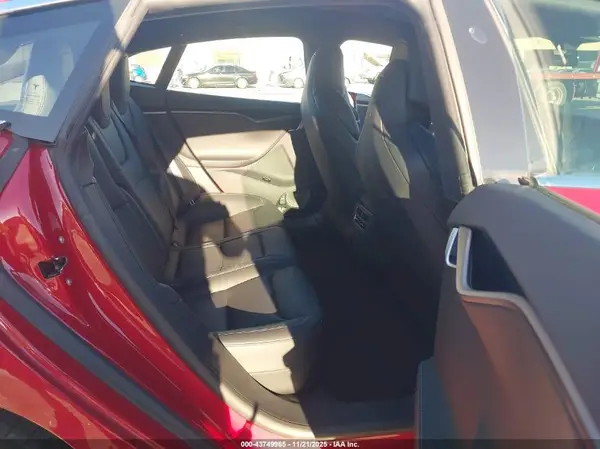 5YJSA1E24JF293359 2018 TESLA MODEL S - Image 8