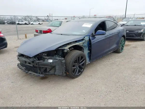 5YJSA1E24JF293426 2018 TESLA MODEL S - Image 2