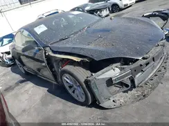 5YJSA1E24JF293622 2018 TESLA MODEL S