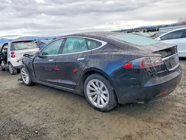 5YJSA1E24JF293796 2018 TESLA MODEL S - Image 2