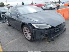 5YJSA1E24KF299762 2019 TESLA MODEL S
