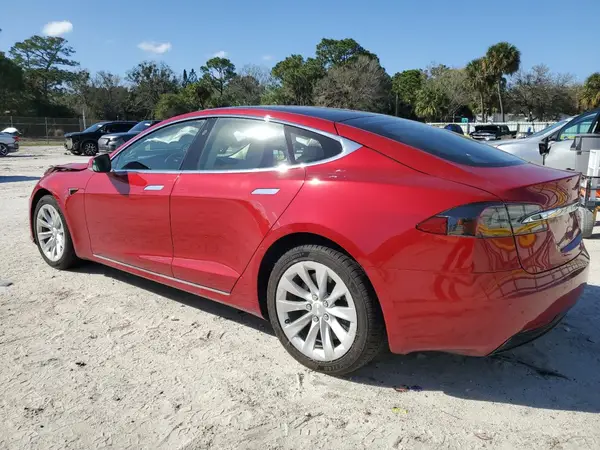 5YJSA1E24KF305608 2019 TESLA MODEL S - Image 2
