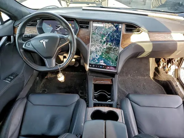 5YJSA1E24KF305902 2019 TESLA MODEL S - Image 8