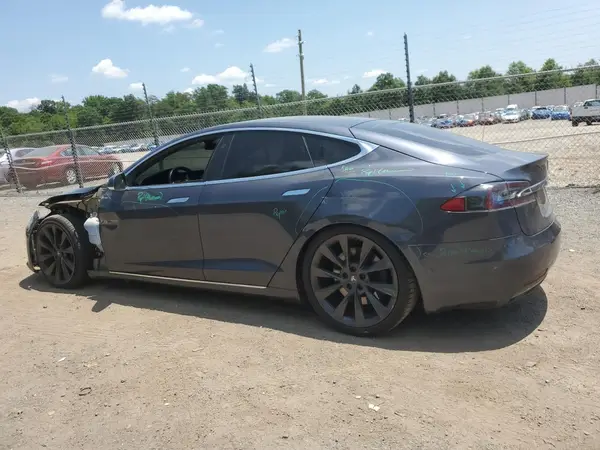 5YJSA1E24KF333988 2019 TESLA MODEL S - Image 2
