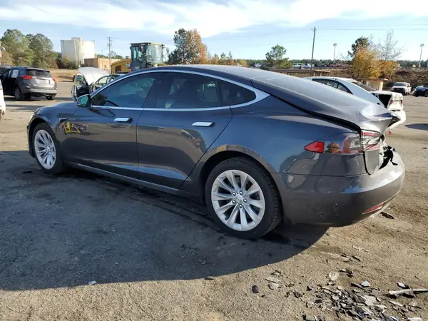 5YJSA1E24KF337748 2019 TESLA MODEL S - Image 2