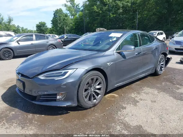 5YJSA1E24LF355068 2020 TESLA MODEL S - Image 2