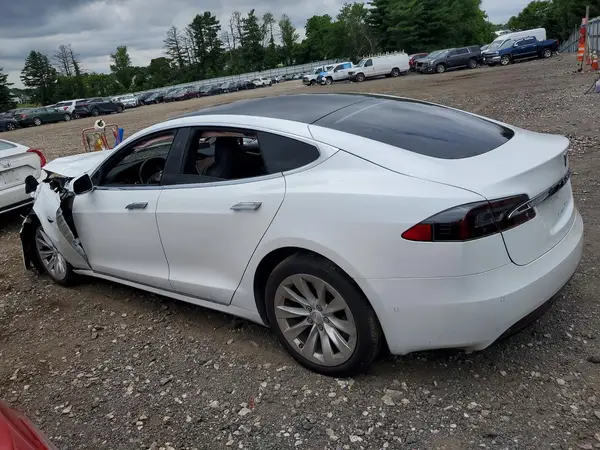 5YJSA1E24LF358004 2020 TESLA MODEL S - Image 2