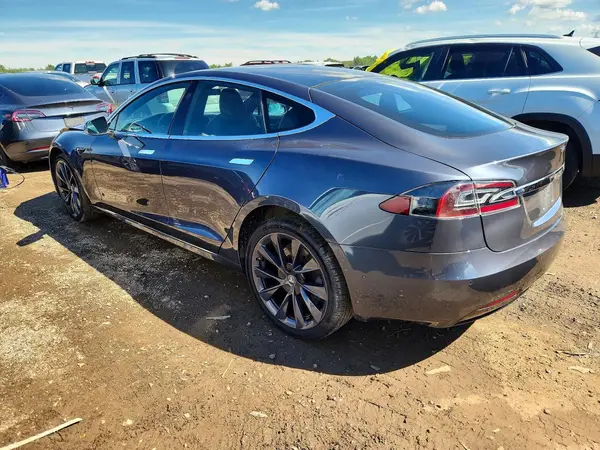 5YJSA1E24LF399846 2020 TESLA MODEL S - Image 2