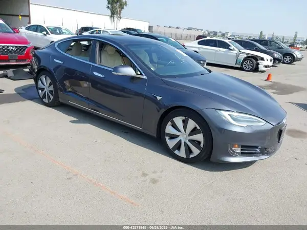 5YJSA1E24LF415849 2020 TESLA MODEL S - Image 1