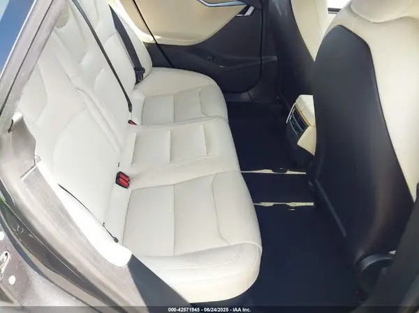 5YJSA1E24LF415849 2020 TESLA MODEL S - Image 8