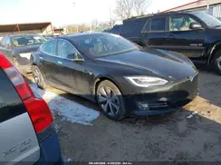 5YJSA1E24MF426822 2021 TESLA MODEL S