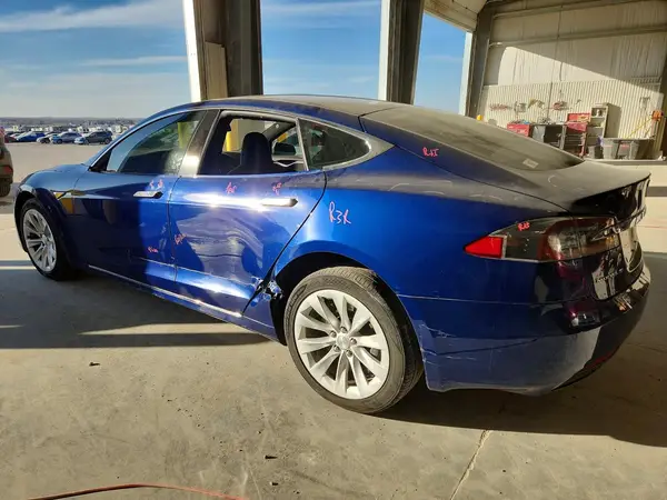 5YJSA1E25GF139476 2016 TESLA MODEL S - Image 2