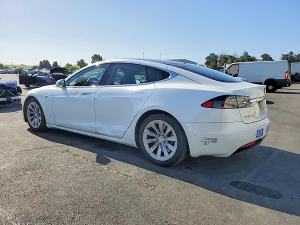 5YJSA1E25GF143057 2016 TESLA MODEL S - Image 2