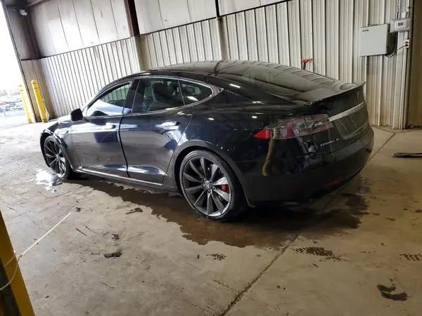 5YJSA1E25GF155175 2016 TESLA MODEL S - Image 2