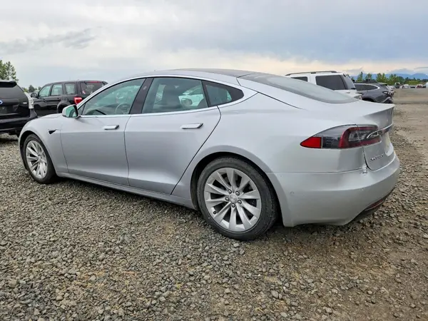 5YJSA1E25GF175586 2016 TESLA MODEL S - Image 2