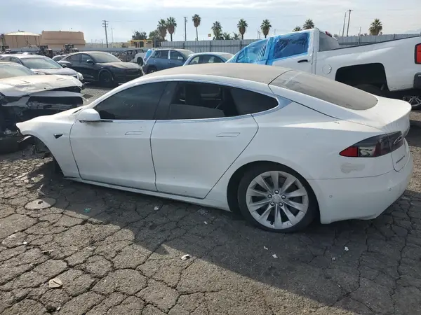 5YJSA1E25GF176897 2016 TESLA MODEL S - Image 2