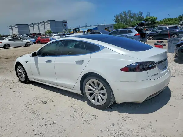 5YJSA1E25HF185942 2017 TESLA MODEL S - Image 2