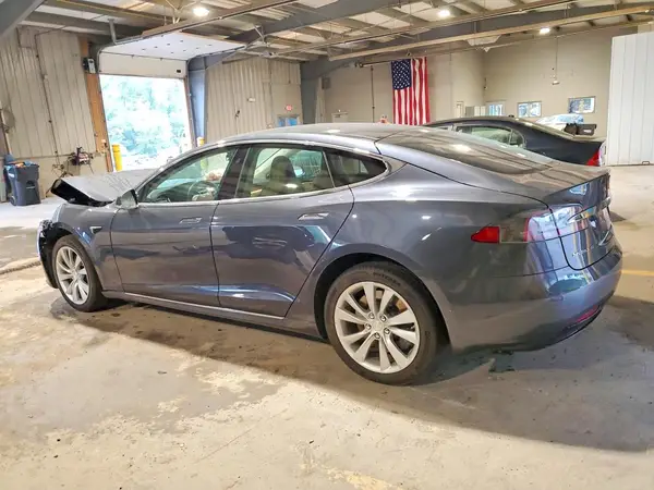 5YJSA1E25HF199016 2017 TESLA MODEL S - Image 2