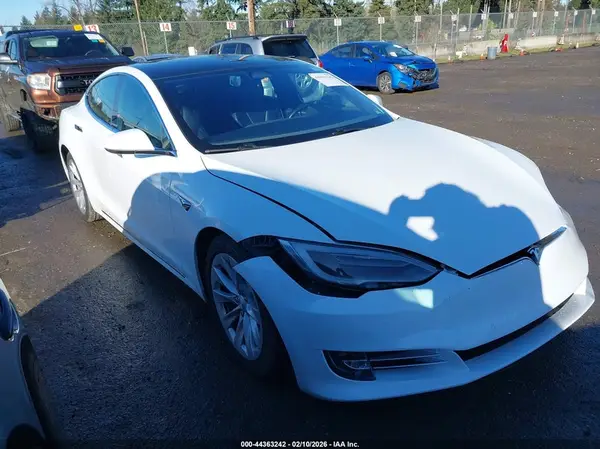 5YJSA1E25HF200133 2017 TESLA MODEL S - Image 1