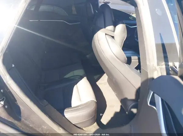 5YJSA1E25HF213092 2017 TESLA MODEL S - Image 8