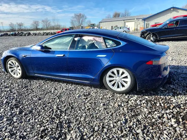 5YJSA1E25HF215425 2017 TESLA MODEL S - Image 2
