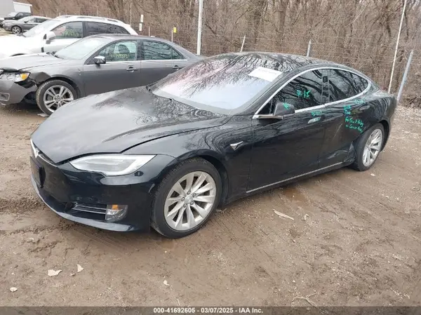 5YJSA1E25HF215778 2017 TESLA MODEL S - Image 2