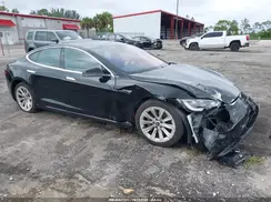 5YJSA1E25HF215795 2017 TESLA MODEL S