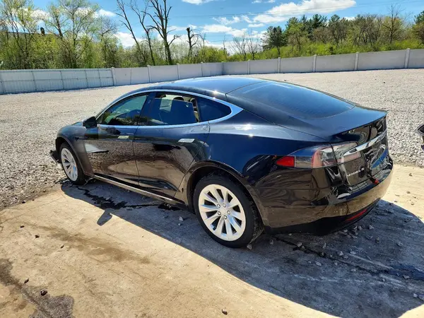 5YJSA1E25HF216252 2017 TESLA MODEL S - Image 2